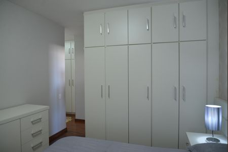 Apartamento à venda com 170m², 3 quartos e 2 vagasQuarto 1
