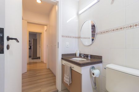 Apartamento à venda com 133m², 3 quartos e 2 vagas Apartamento à venda com 133m², 3 quartos e 2 vagasBanheiro da Suíte 2