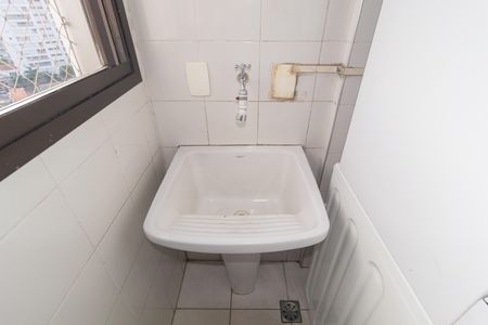 Apartamento à venda com 133m², 3 quartos e 2 vagas Apartamento à venda com 133m², 3 quartos e 2 vagasÁrea de Serviço