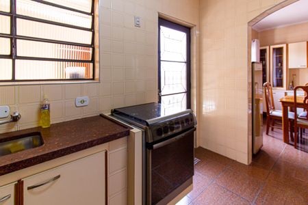 Casa à venda com 228m², 3 quartos e 5 vagasCozinha