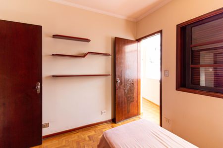 Casa à venda com 228m², 3 quartos e 5 vagasQuarto 1