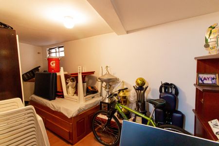 Casa à venda com 228m², 3 quartos e 5 vagasEdícula