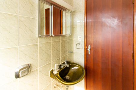 Casa à venda com 228m², 3 quartos e 5 vagasBanheiro