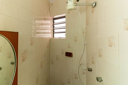 Casa à venda com 228m², 3 quartos e 5 vagasBanheiro da Edícula