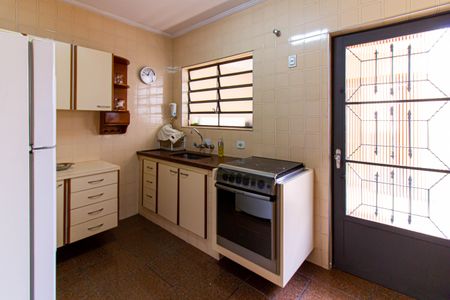 Casa à venda com 228m², 3 quartos e 5 vagasCozinha