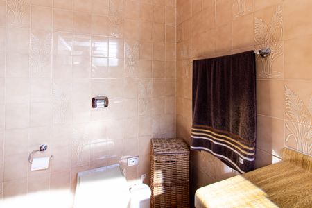 Casa à venda com 228m², 3 quartos e 5 vagasBanheiro da Suíte