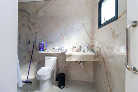 Casa à venda com 157m², 3 quartos e 1 vagaSuíte 2 - Banheiro