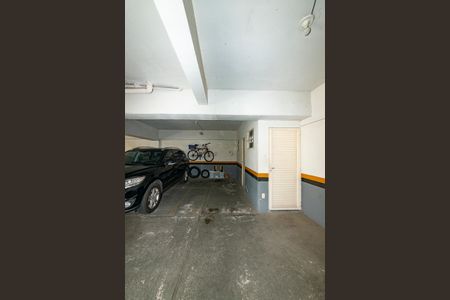 Apartamento à venda com 170m², 3 quartos e 2 vagas Apartamento à venda com 170m², 3 quartos e 2 vagasGaragem