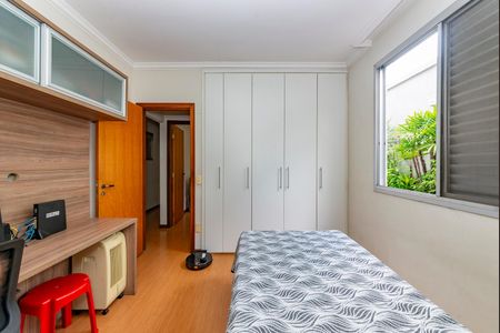 Apartamento à venda com 170m², 3 quartos e 2 vagas Apartamento à venda com 170m², 3 quartos e 2 vagasQuarto 3