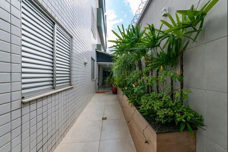 Apartamento à venda com 170m², 3 quartos e 2 vagas Apartamento à venda com 170m², 3 quartos e 2 vagasÁrea externa