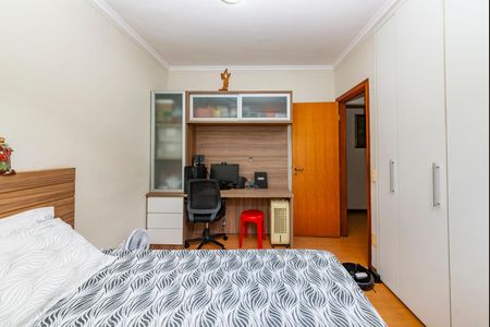 Apartamento à venda com 170m², 3 quartos e 2 vagas Apartamento à venda com 170m², 3 quartos e 2 vagasQuarto 3