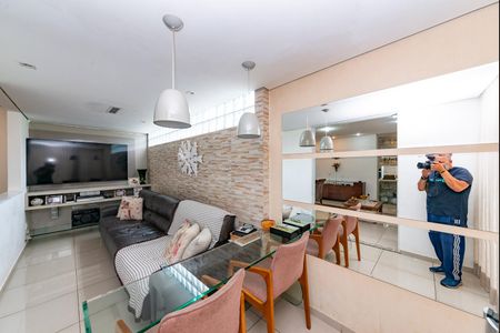 Apartamento à venda com 170m², 3 quartos e 2 vagas Apartamento à venda com 170m², 3 quartos e 2 vagasSala 2