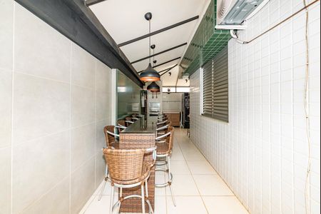 Apartamento à venda com 170m², 3 quartos e 2 vagas Apartamento à venda com 170m², 3 quartos e 2 vagasÁrea gourmet