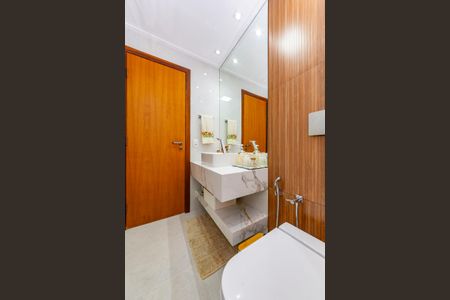 Apartamento à venda com 170m², 3 quartos e 2 vagas Apartamento à venda com 170m², 3 quartos e 2 vagasBanheiro Social