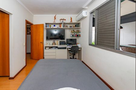 Apartamento à venda com 170m², 3 quartos e 2 vagas Apartamento à venda com 170m², 3 quartos e 2 vagasSuíte