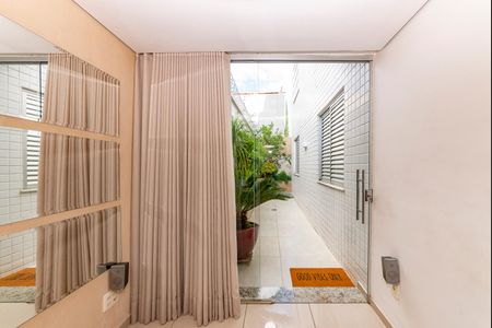 Apartamento à venda com 170m², 3 quartos e 2 vagas Apartamento à venda com 170m², 3 quartos e 2 vagasSala 2