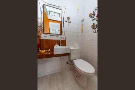 Apartamento à venda com 170m², 3 quartos e 2 vagas Apartamento à venda com 170m², 3 quartos e 2 vagasBanheiro de serviço