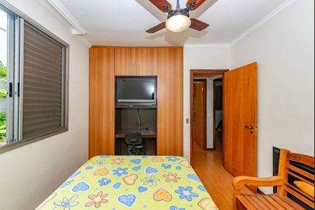 Apartamento à venda com 170m², 3 quartos e 2 vagas Apartamento à venda com 170m², 3 quartos e 2 vagasQuarto 2