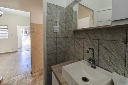 Casa à venda com 109m², 2 quartos e 1 vagaBanheiro