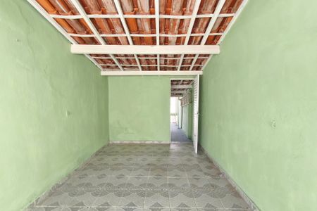 Casa à venda com 109m², 2 quartos e 1 vagaQuintal