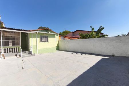 Casa à venda com 109m², 2 quartos e 1 vagaQuintal