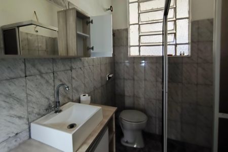 Casa à venda com 109m², 2 quartos e 1 vagaBanheiro