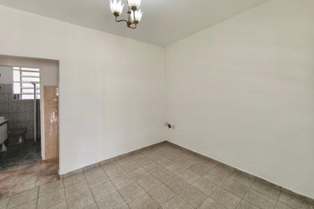 Casa à venda com 109m², 2 quartos e 1 vagaSala