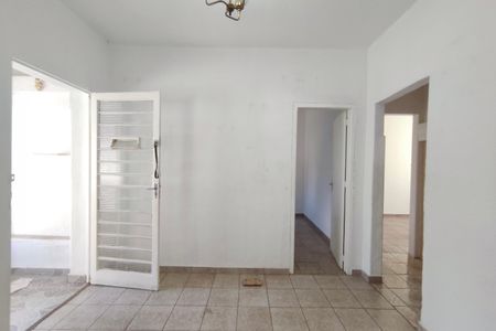 Casa à venda com 109m², 2 quartos e 1 vagaSala