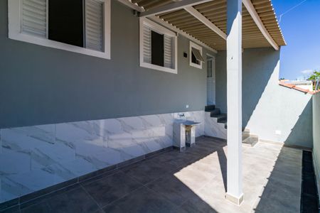 Casa para alugar com 128m², 2 quartos e 1 vaga Casa para alugar com 128m², 2 quartos e 1 vagaEntrada