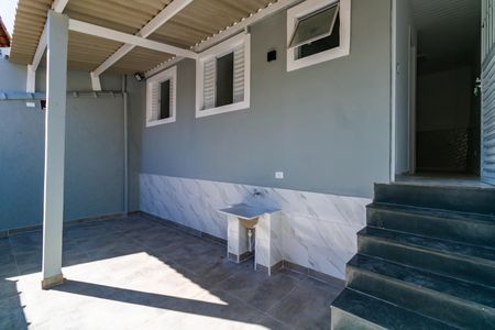 Casa para alugar com 128m², 2 quartos e 1 vaga Casa para alugar com 128m², 2 quartos e 1 vagaEntrada