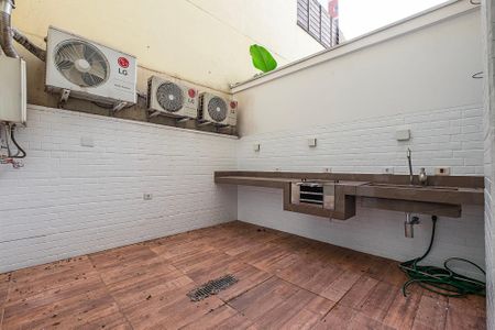 Apartamento à venda com 130m², 2 quartos e 1 vagaSala/Cozinha - Área Descoberta