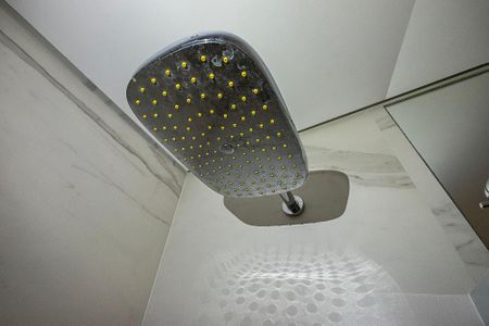 Apartamento à venda com 130m², 2 quartos e 1 vagaSuíte 2 - Banheiro