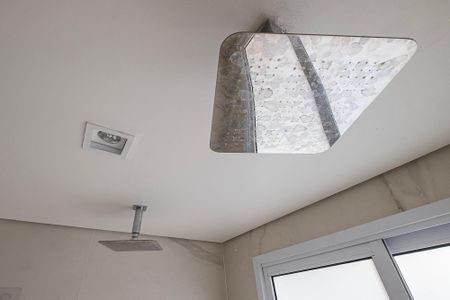 Apartamento à venda com 130m², 2 quartos e 1 vagaSuíte 1 - Banheiro