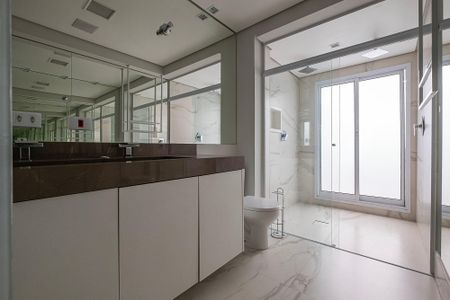 Apartamento à venda com 130m², 2 quartos e 1 vagaSuíte 1 - Banheiro