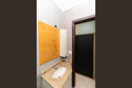 Casa para alugar com 175m², 3 quartos e 5 vagasBanheiro 2