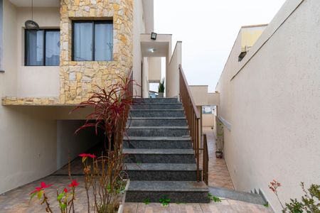 Casa para alugar com 175m², 3 quartos e 5 vagasEntrada