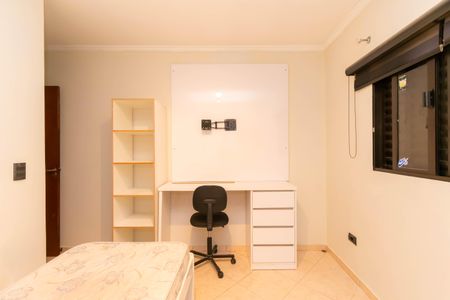 Casa para alugar com 175m², 3 quartos e 5 vagasQuarto 2