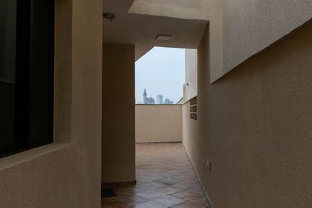 Casa para alugar com 175m², 3 quartos e 5 vagasCorredor Externo