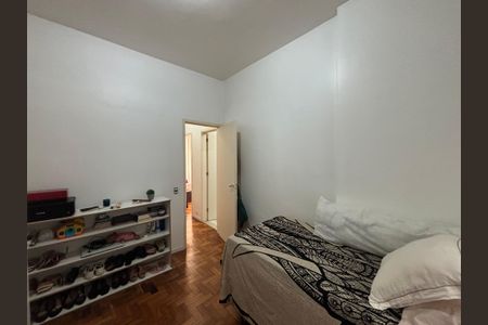 Apartamento à venda com 73m², 2 quartos e 1 vagaQuarto 2
