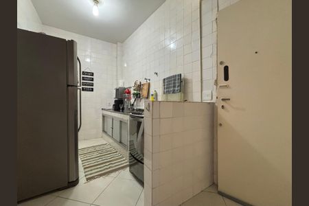 Apartamento à venda com 73m², 2 quartos e 1 vagaCozinha