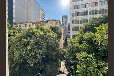 Apartamento à venda com 73m², 2 quartos e 1 vagaSala - vista