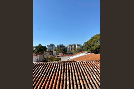 Casa à venda com 350m², 3 quartos e 2 vagas