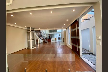 Casa à venda com 350m², 3 quartos e 2 vagas
