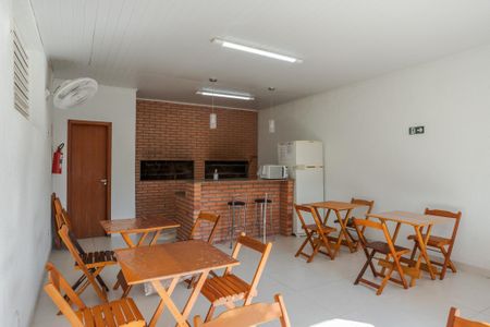 Apartamento para alugar com 90m², 2 quartos e 1 vagaÁrea comum - Salão de festas