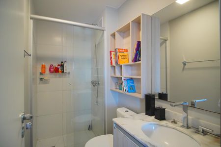 Apartamento à venda com 64m², 2 quartos e 1 vagaBanheiro suíte
