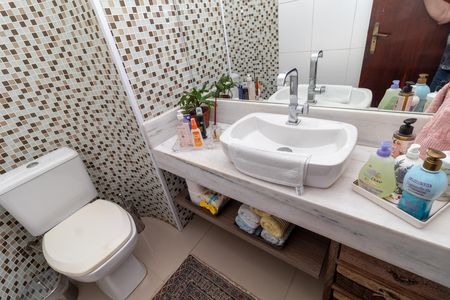 Casa à venda com 233m², 5 quartos e 6 vagasLavabo