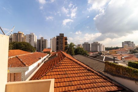 Casa à venda com 233m², 5 quartos e 6 vagasQuintal dos Fundos - Solarium