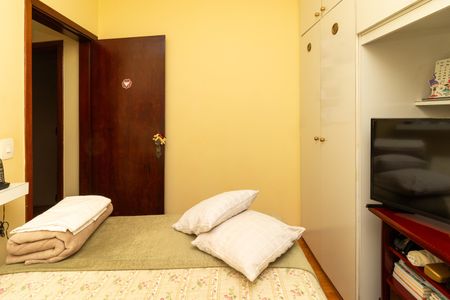 Casa à venda com 233m², 5 quartos e 6 vagasQuarto 3