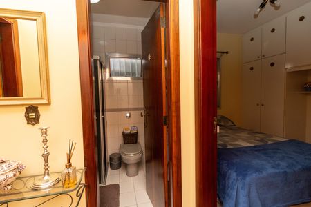 Casa à venda com 233m², 5 quartos e 6 vagasQuarto 2