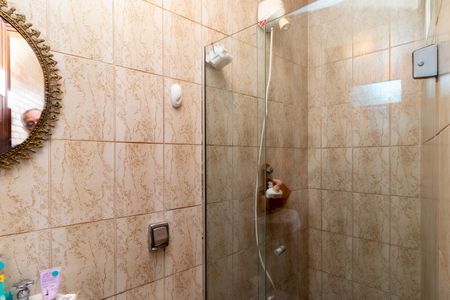 Casa à venda com 233m², 5 quartos e 6 vagasEdícula - Banheiro